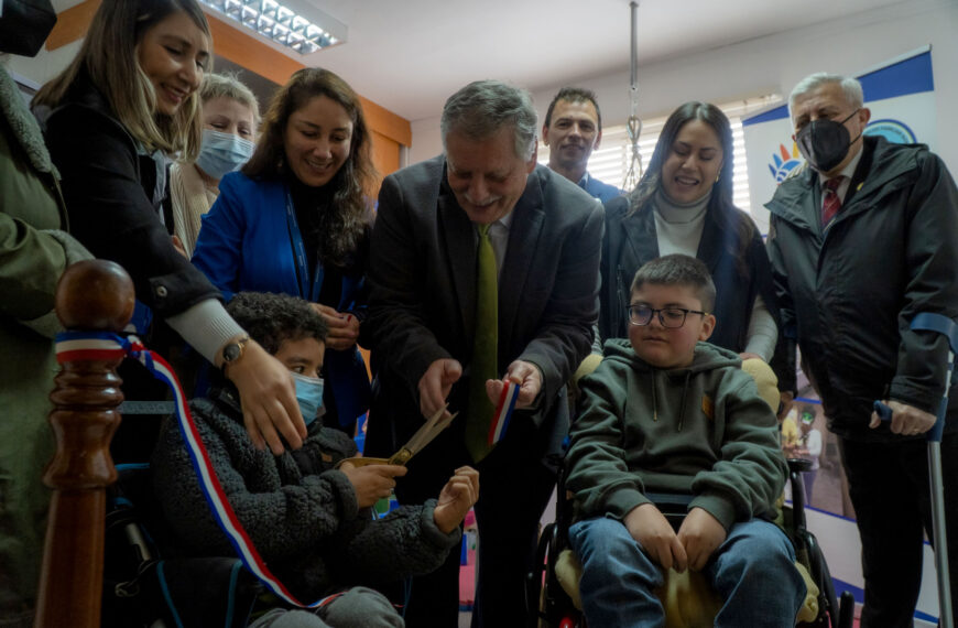 CESFAM Norte inaugura equipada sala de rehabilitación infantil